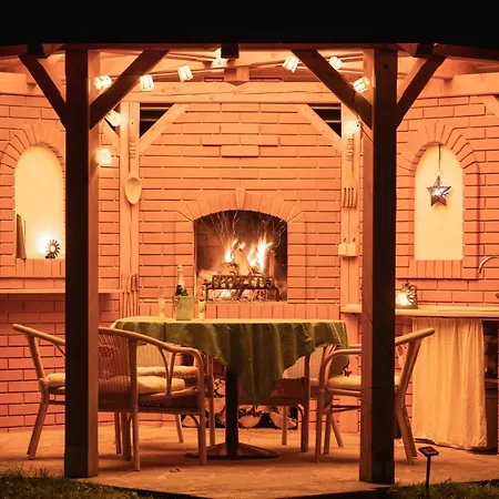Apartment With Private Hot Tub And Garden Harrachov