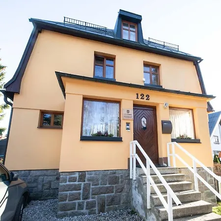 With Private Hot Tub And Garden * Harrachov